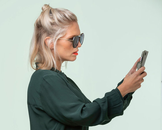 MODE - New York tok iPhone X / X-hez, olajzöld