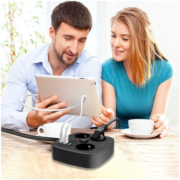 Hálózati töltő PCS3X4 Power Strip 2 USB & 2 USB-C & 3 Socket 200cm, fekete, Tech-Protect