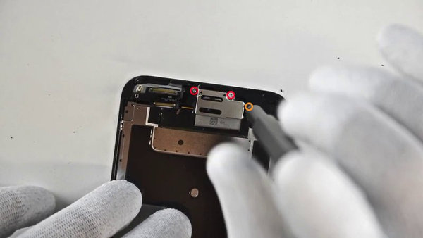 Hangszóró leszerelése