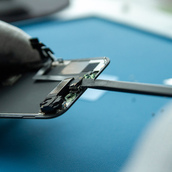 Fordítsa meg a hangszóró egységet