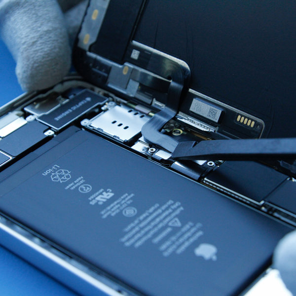 Az akkumulátor lekapcsolása