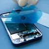 Új ragasztó ragasztása az iPhone szélei körül #3