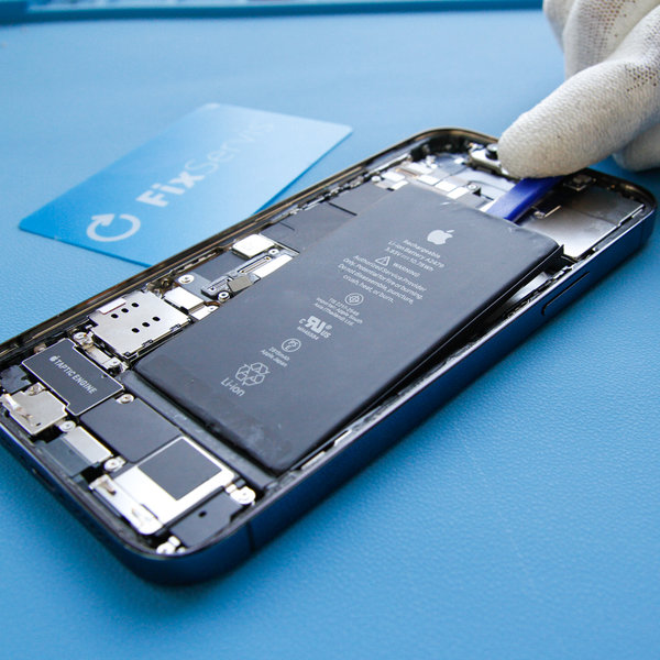 Akkumulátor eltávolítása