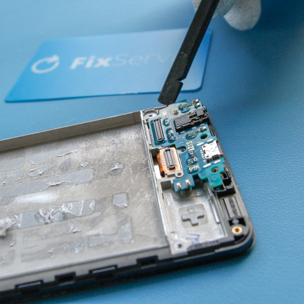 Az USB-panel eltávolítása