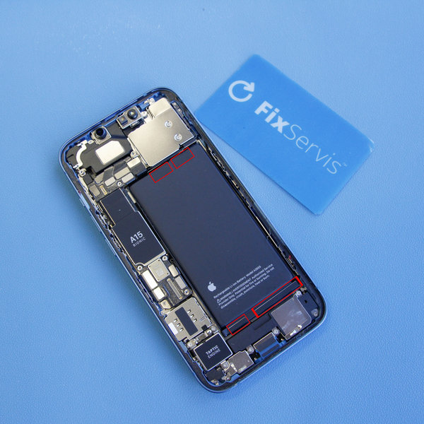 A ragasztó fogantyúk eltávolítása