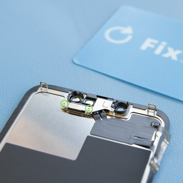 Távolítsa el a fedelet a hangszóró / érzékelő egységről