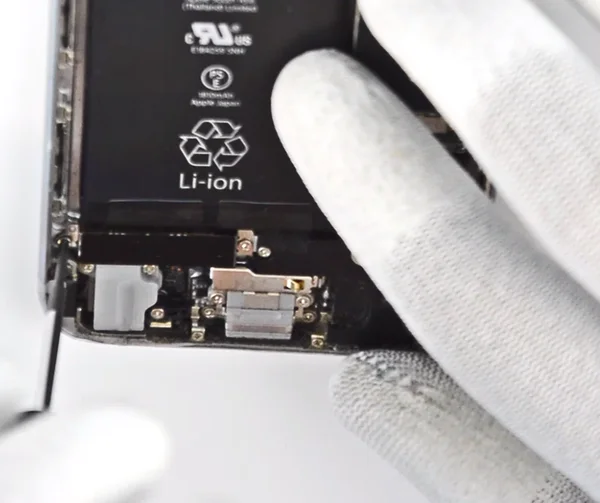 Rezgőmotor eltávolítása